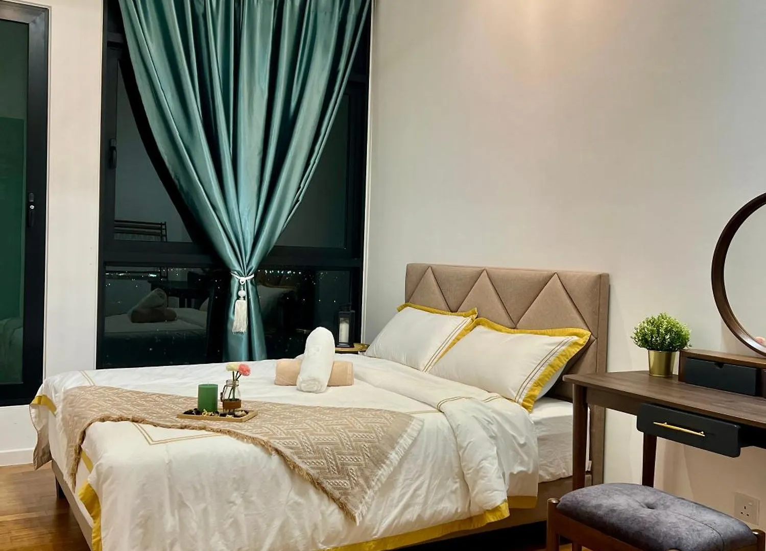 3R2B Rumah Gading - Paradigm Mall Johor Bahru Apartament