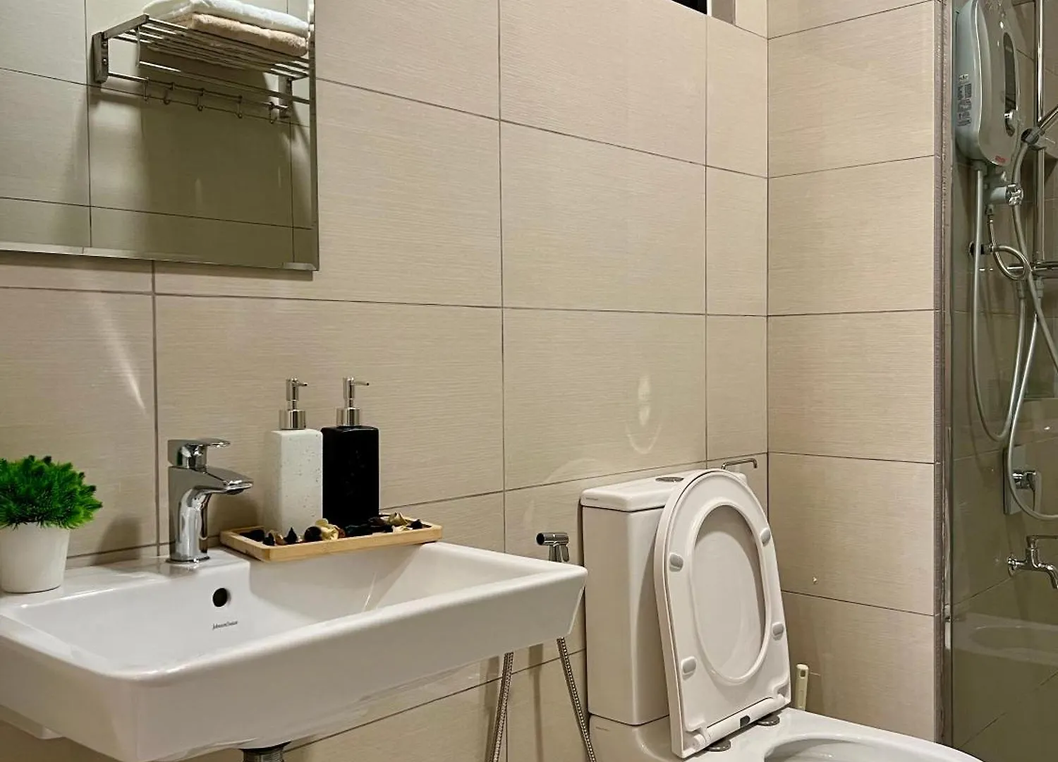 3R2B Rumah Gading - Paradigm Mall Johor Bahru Apartment